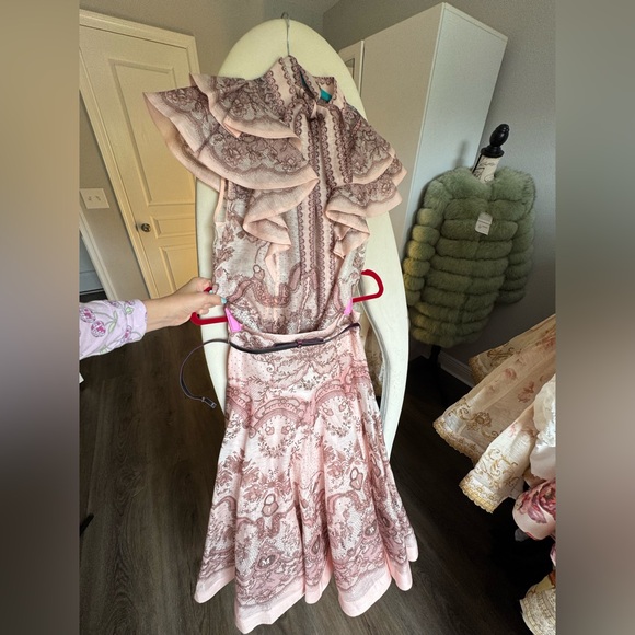 Zimmermann Dresses & Skirts - Zimmermann crush Elegant Pink Patterned SET OF 2 Skirt and top size 0 XS